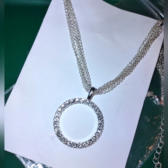 Circle of Sparkling Crystal Stones Pendant - Picture 4 of 8